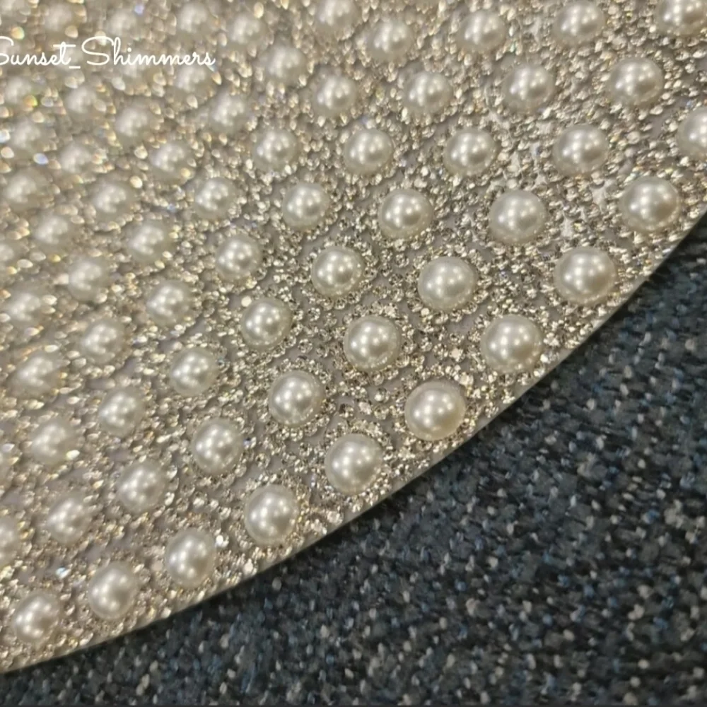 x4 Sparkles Home Luminous Elegant Pearl Shimmer Deluxe Rhinestone Placemats New